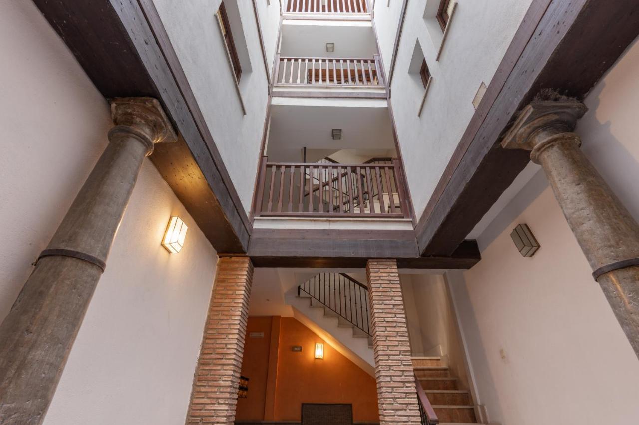 Apartamentos Nuria 19 Granada Esterno foto