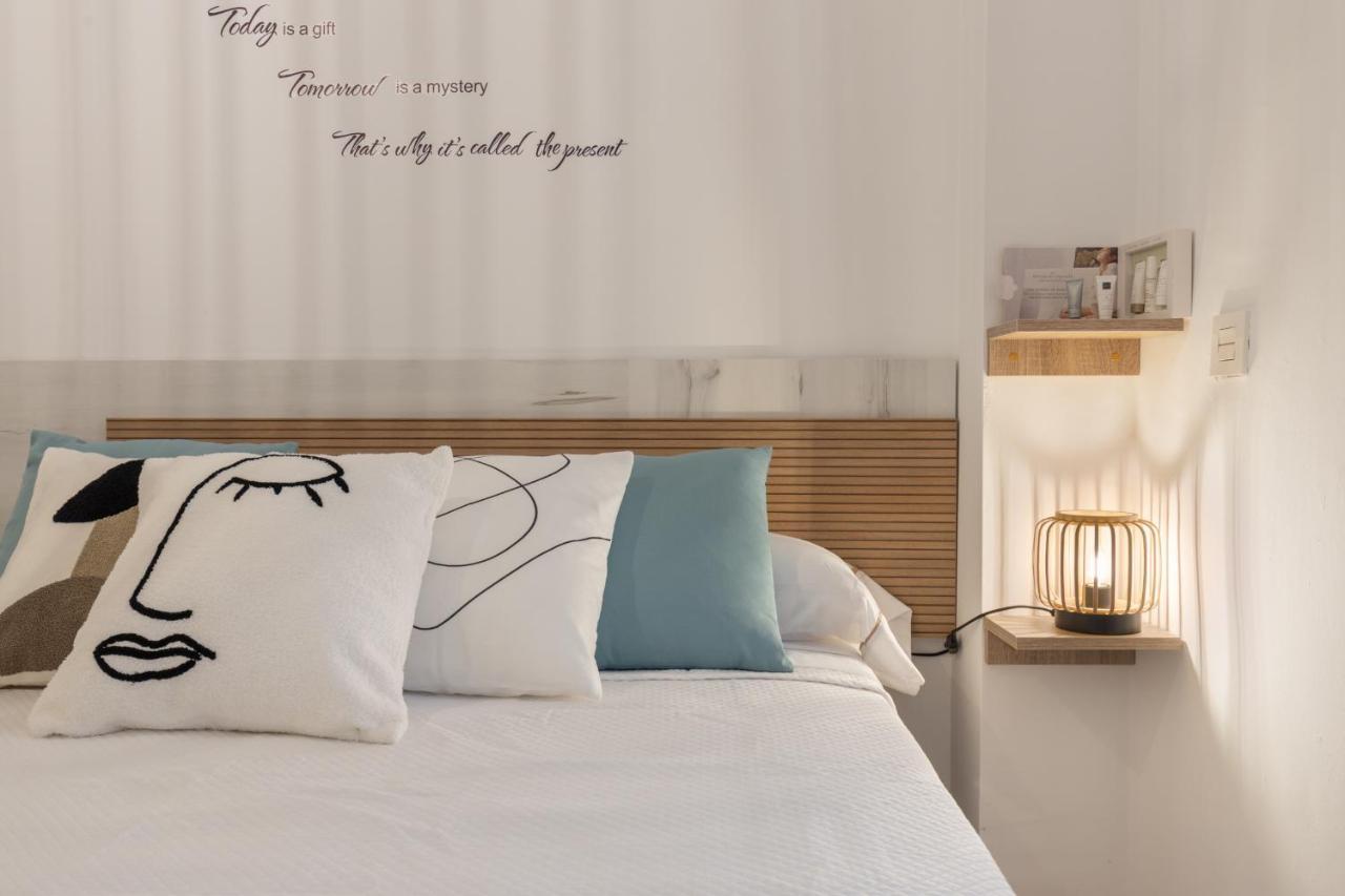 Apartamentos Nuria 19 Granada Esterno foto